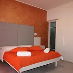 Bea 4*