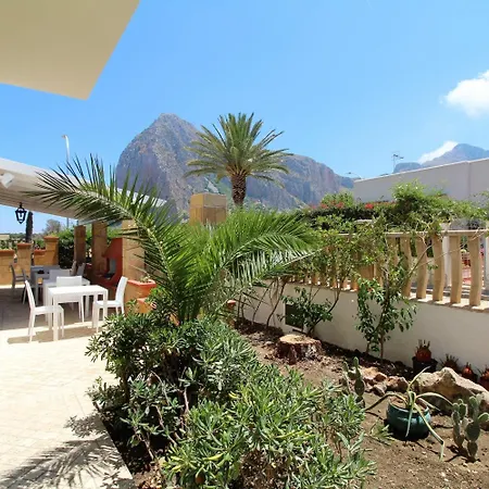 Bea Bed & Breakfast 4*